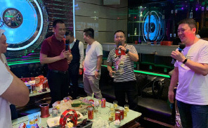 良好的氛圍-凱悅裝飾5月生日會